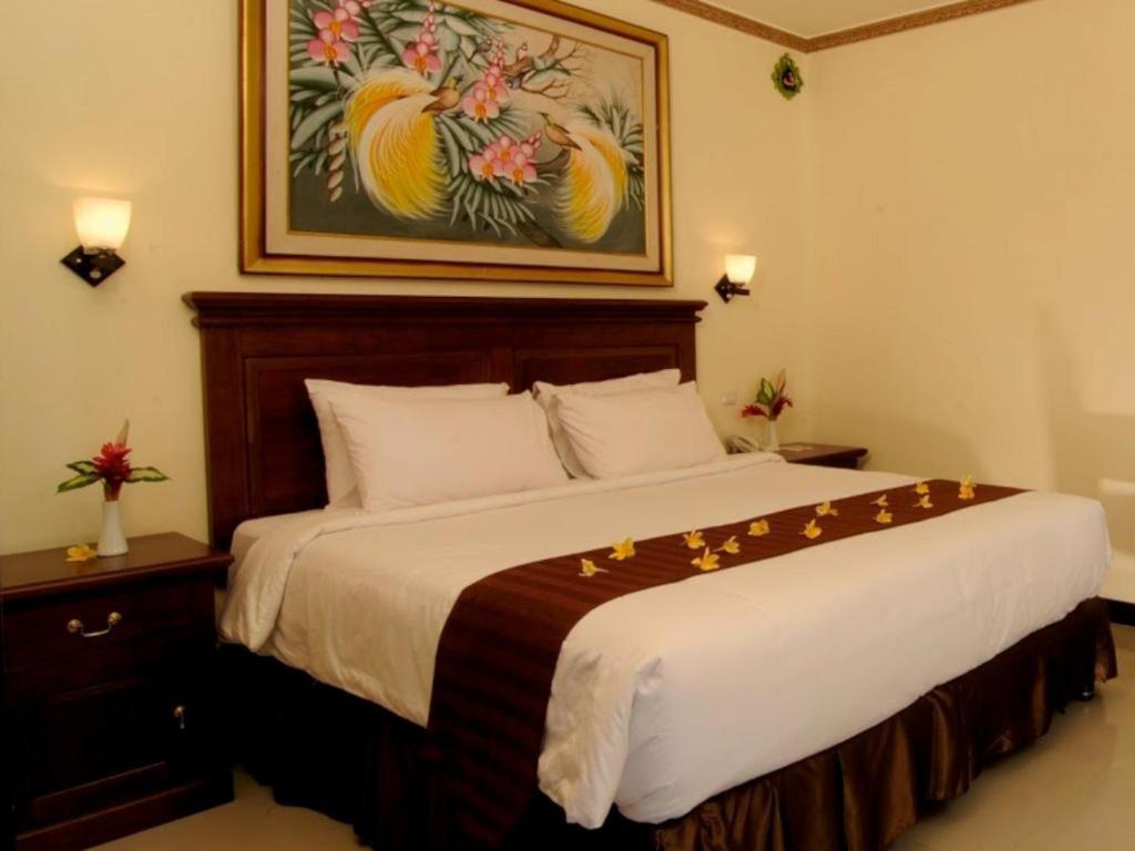Yusro Hotel Restaurant & Convention Jombang Kültér fotó