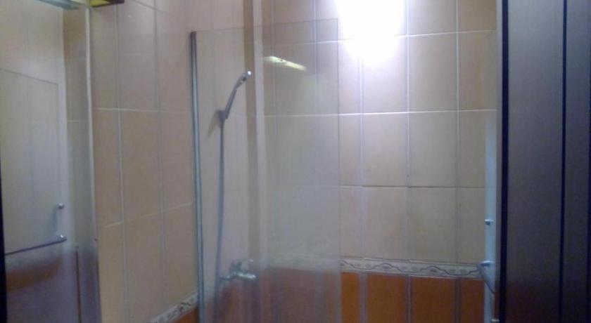 Yusro Hotel Restaurant & Convention Jombang Kültér fotó